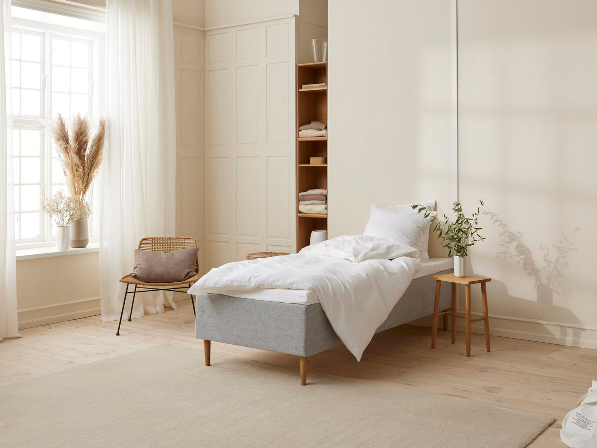 tromso-modal-box-lysegra-90x210-cm