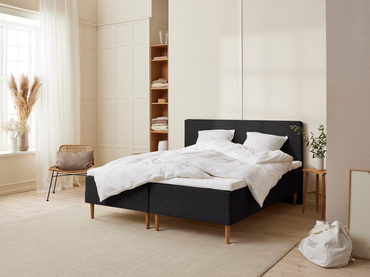 tromso-modal-box-sort-210x210-cm